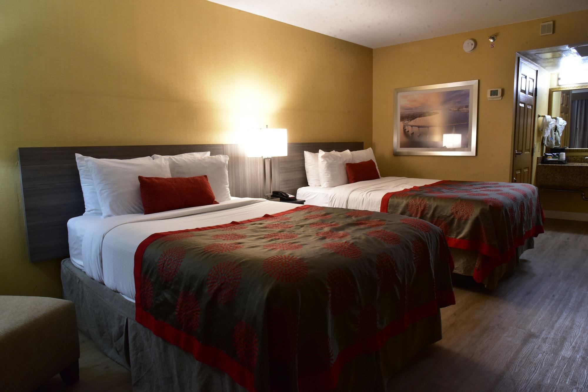 Ramada By Wyndham San Diego National City Exterior photo